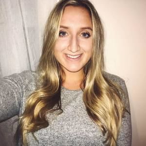 Meet your Posher, Caroline